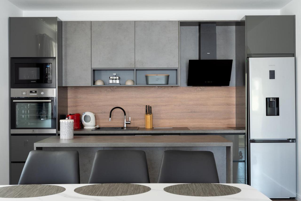Onyx Apartment Split Exterior photo