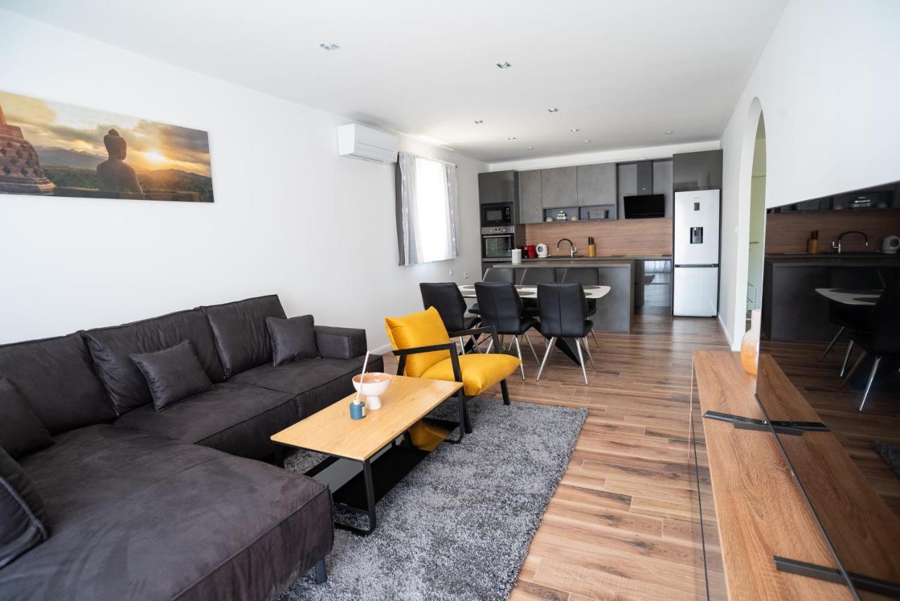 Onyx Apartment Split Exterior photo